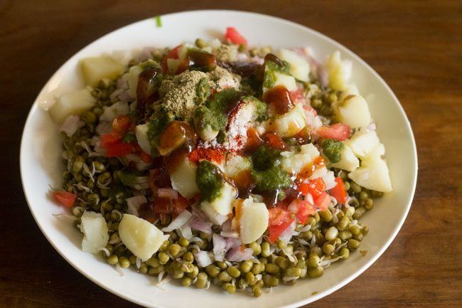 Sprouted green moong chaat